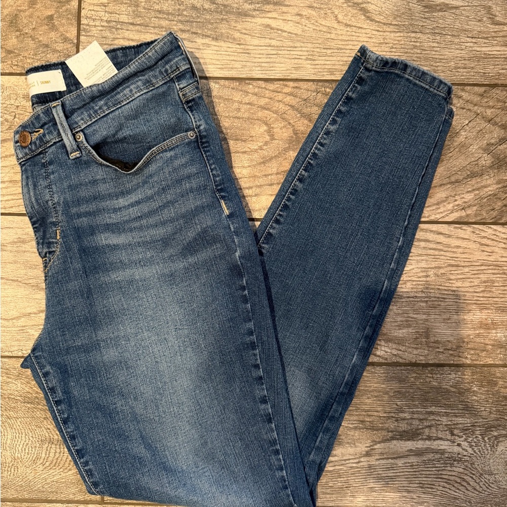 Signature Levi-Total Shaping Skinny Blue Women's Jeans- Dize 8M